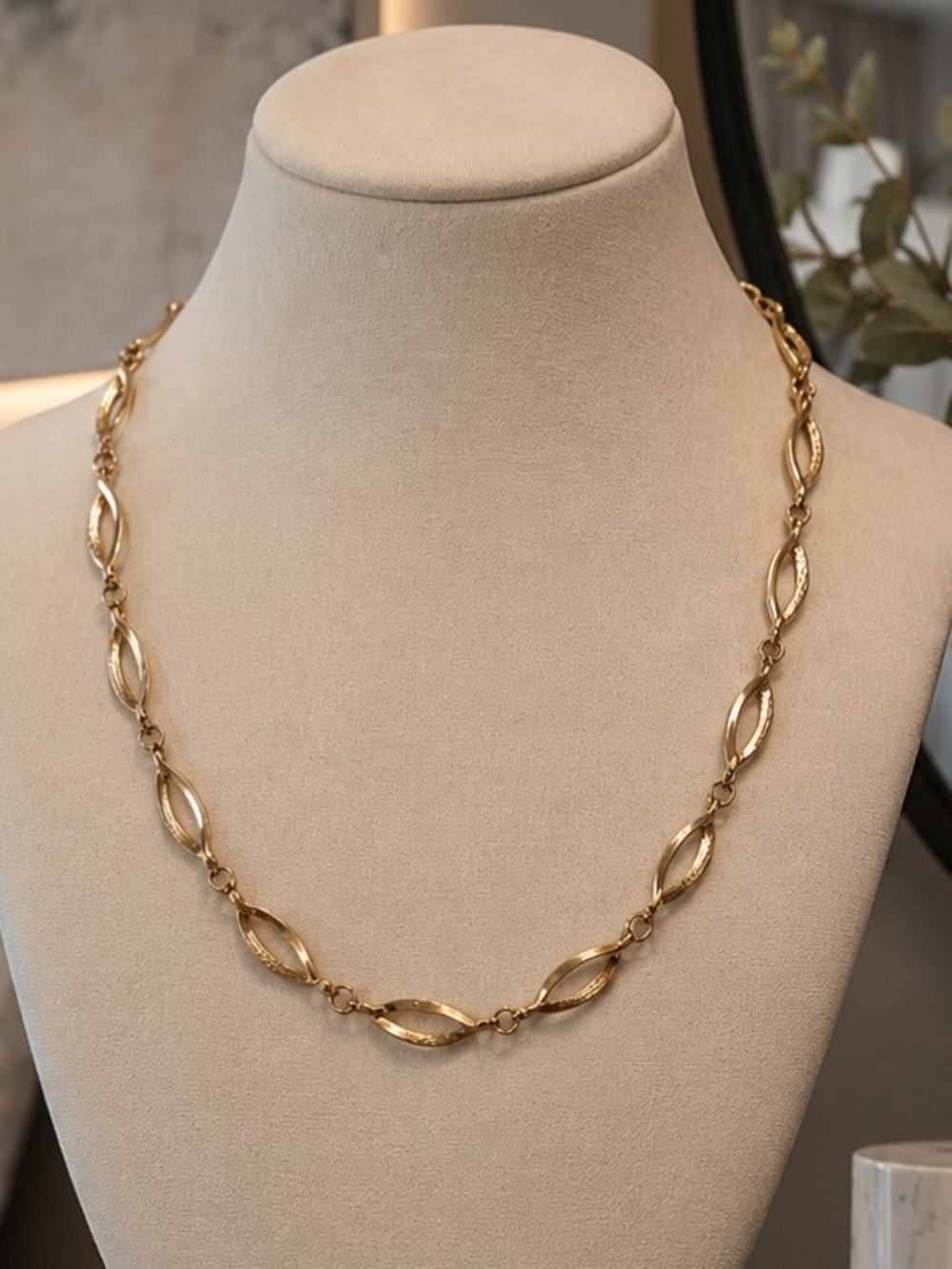Vintage Sarah COVENTRY Delightful Chain Necklace Goldtone 16.5" Stamped